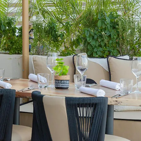 Hotel Rossa Boutique & 5*